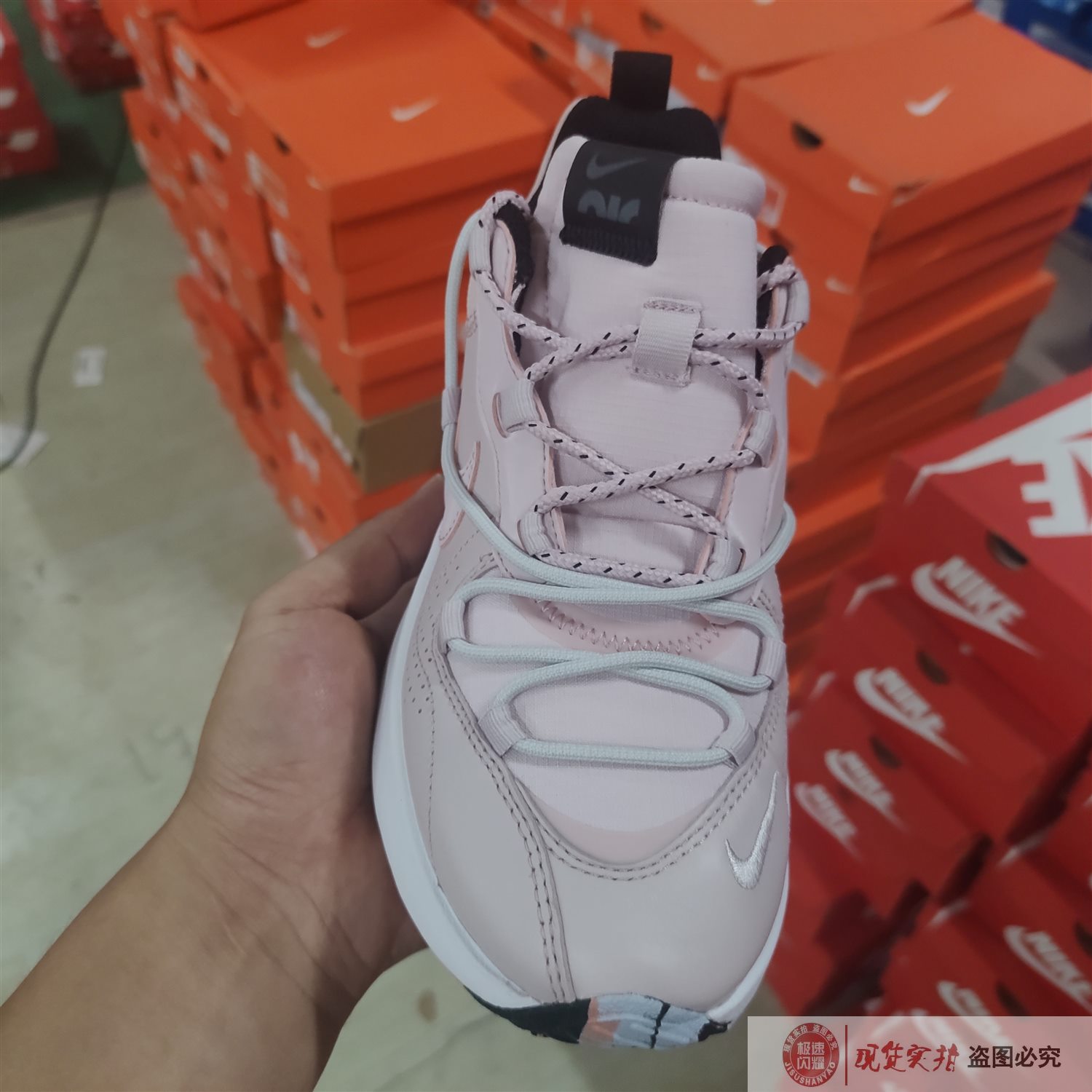 Nike 耐克女鞋春夏新款AIR MAX VIVA休闲运动跑步鞋 DB5269-600 - 图1