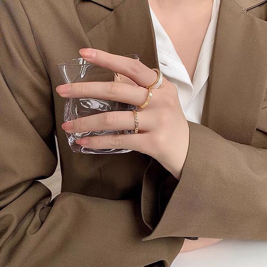 Koreanischer Ring, modisches und personalisiertes dreiteiliges Ringset, kreatives breites Nischendesign, exquisites Temperament, neue Produktempfehlung