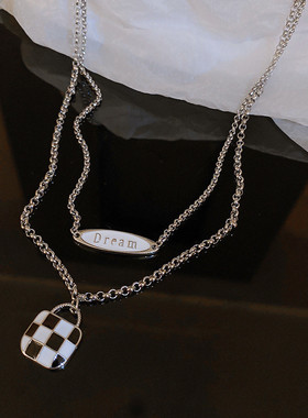 韩国时尚滴油黑白格纹包包字母双层项链设计感百搭锁骨链个性颈链
