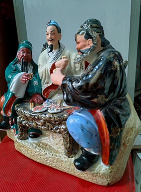 景德镇陶瓷器桃园三结义雕像手工雕塑瓷三国人物刘关张工艺品摆件