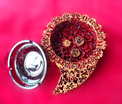 山核桃工艺品 异形核桃壳烟灰缸 逗号烟缸 办公摆件 - 图1