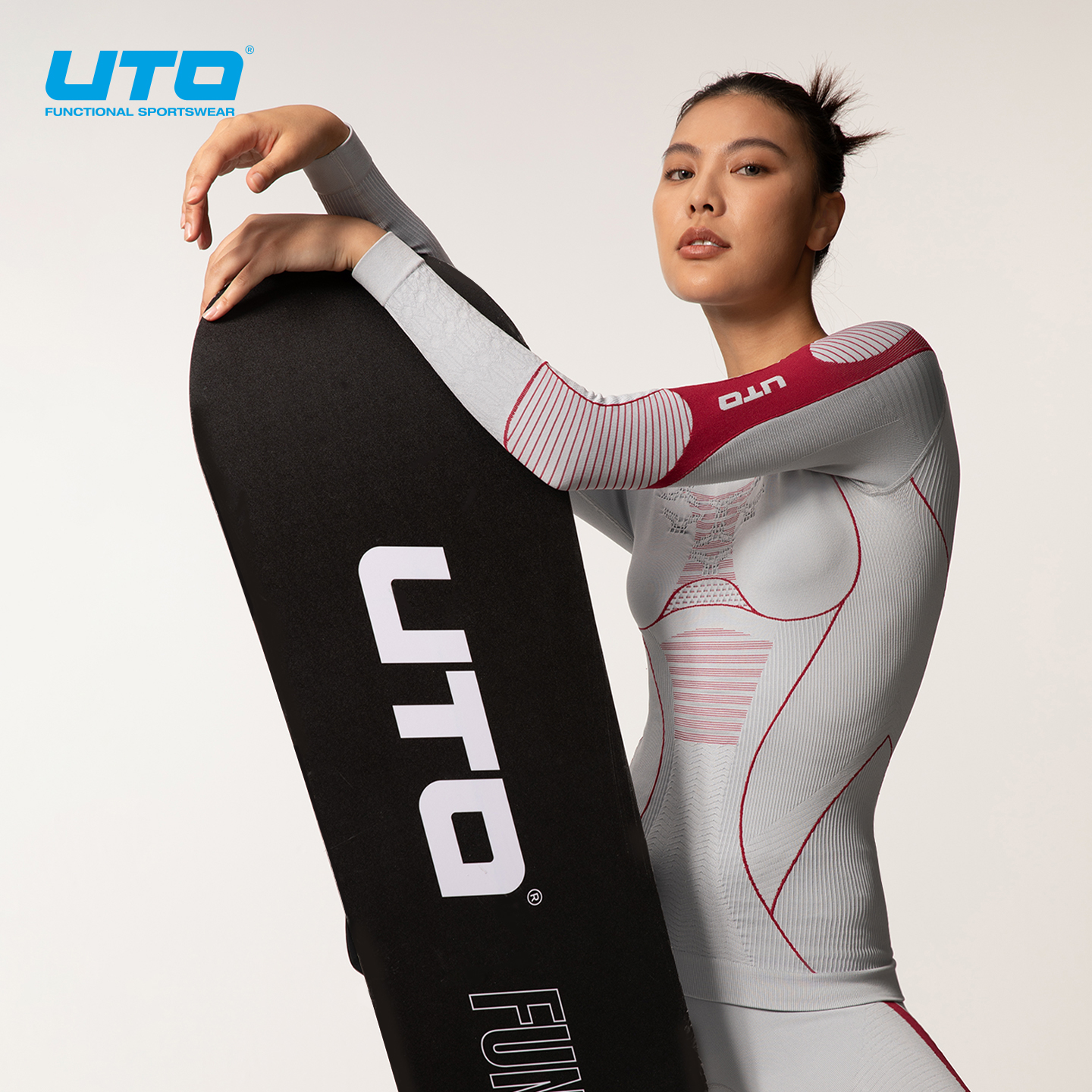 UTO悠途向雪系列压缩速干衣套装男女户外运动滑雪保暖打底套装 - 图2