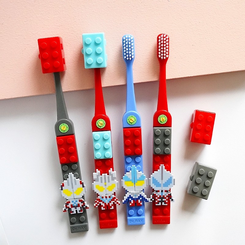 雷治赛罗奥特曼儿童积木牙刷3到6一12岁以上小孩宝宝软毛换牙期
