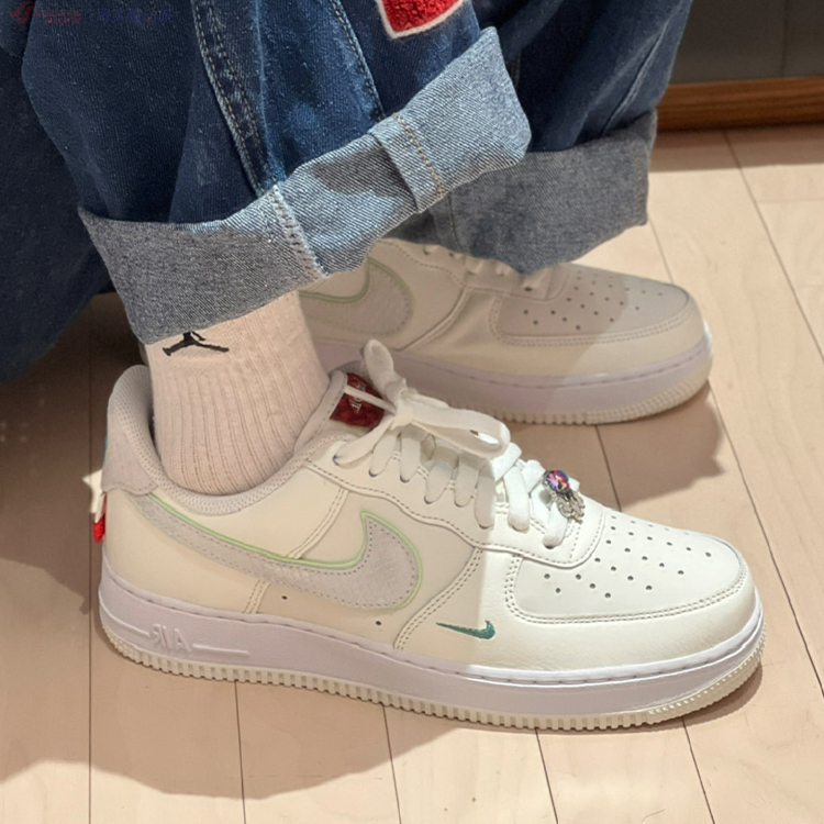 Nike/耐克运动鞋男女Air Force1空军一号经典休闲低帮板鞋 DH2920-图0