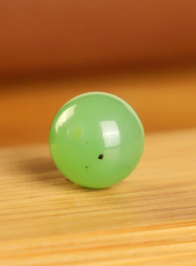 俄料碧玉乌兰海苹果绿散珠12mm