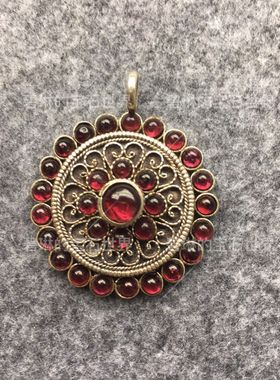 尼泊尔银饰红宝石珍珠款噶乌盒