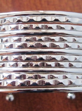 全新现货合金镀银欧美风女士手镯