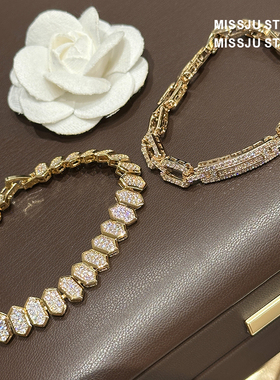 经典闪钻菱格纹手链锁链链条首饰精致大气手环高级感百搭菱形镶钻