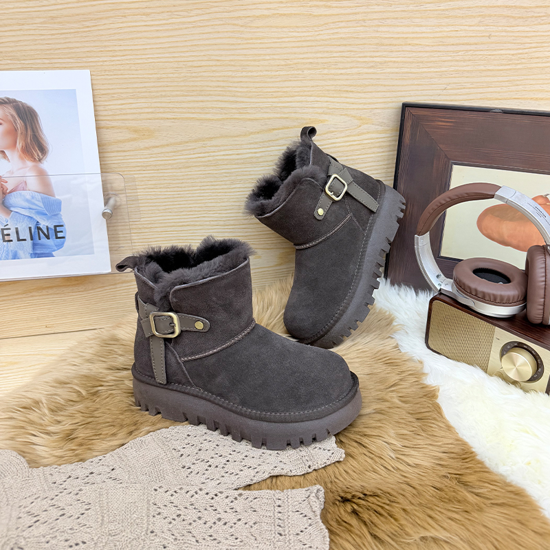 女式加厚雪地靴2025新款防滑橡胶底轻便保暖加绒百搭头层牛皮棉鞋 - 图2