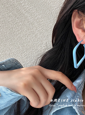 乖甜少女~治愈清新奶蓝色方圆形圈耳环韩系春夏百搭超好看耳饰品