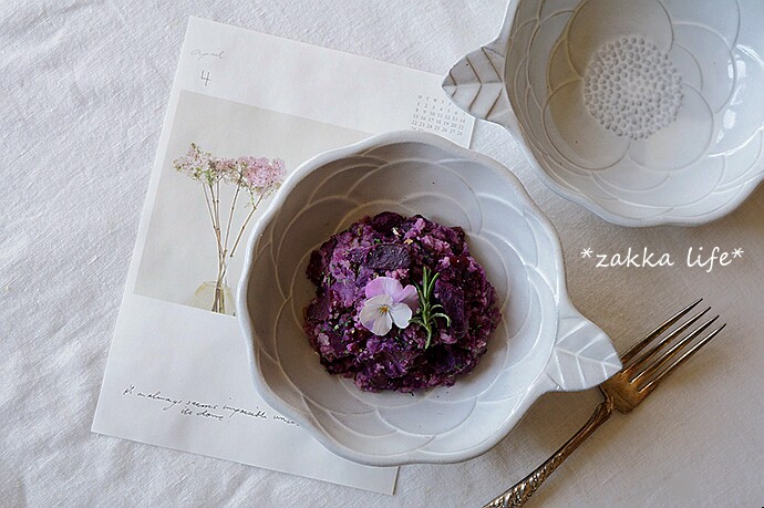 【预定】益子烧日本 ZAKKKA复古森女风作家款花朵粗陶碗餐具_虎窝淘