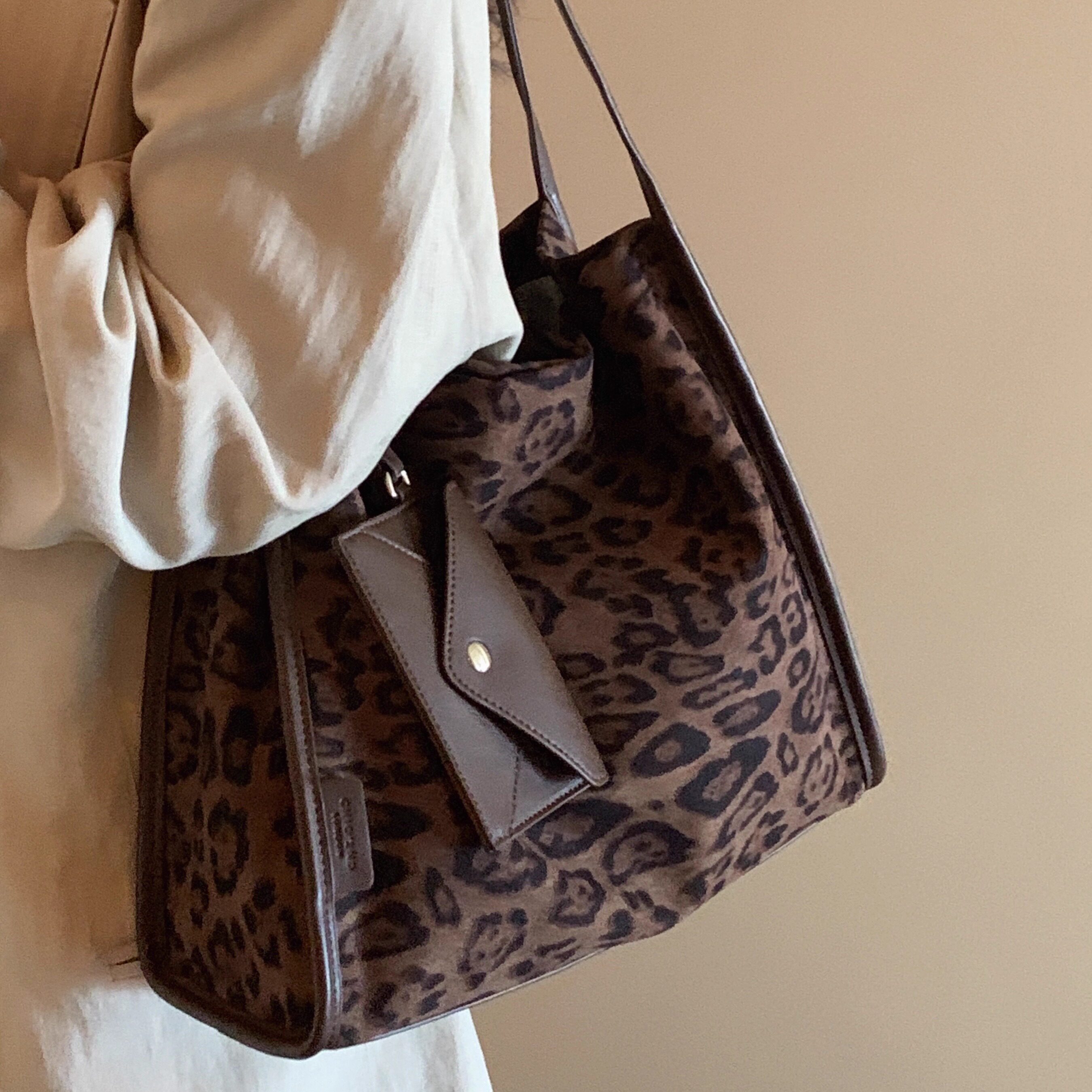 南风Chio2nd 香榭曼卡托特包女大容量2026新款时尚豹纹手提单肩包,淘宝优惠券,粉丝福利购,淘宝优惠卷