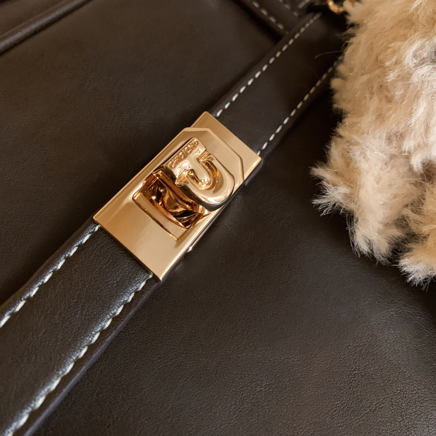 南风Chio2nd 都市周刊枕头包包女复古通勤波士顿包手提单肩腋下包,淘宝优惠券,粉丝福利购,淘宝优惠卷