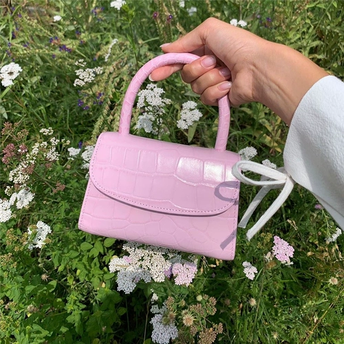 Небольшая дизайнерская сумка на одно плечо, делается под заказ, крокодиловый принт