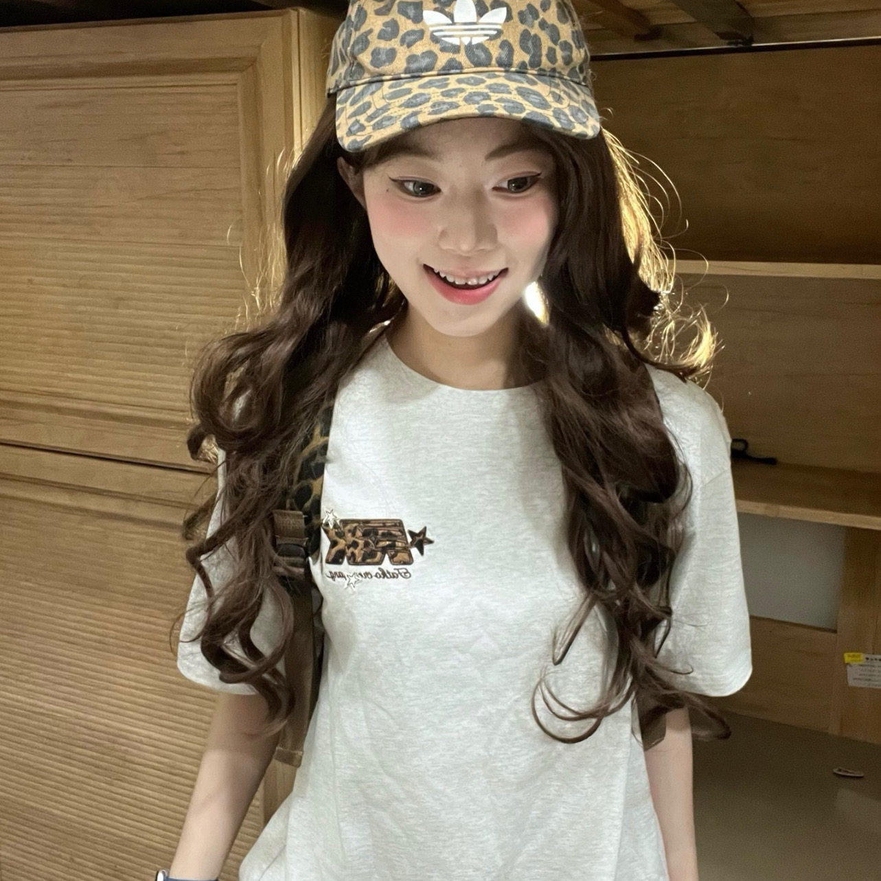 美式复古潮牌短袖t恤女夏季宽松情侣星星贴布刺绣字母设计感上衣