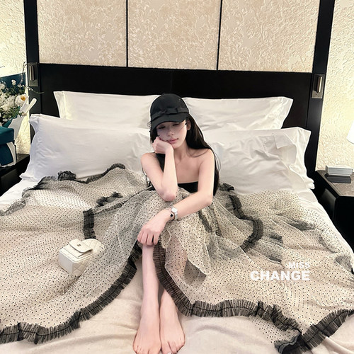 MISS CHANGE【韩女氛围】15米耗料高密网纱植绒点木耳蓬蓬半身裙 - 图2