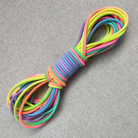 Corde à sauter avec élastique pour élèves du primaire, enfants nés dans les années 80, jardin d'enfants nostalgique, haute élasticité et corde à sauter avec élastique durable, à l'ancienne