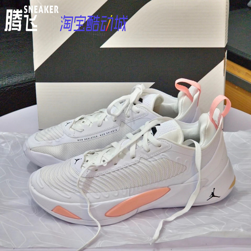 Air Jordan LUKA1 卢卡东契奇1代 男子实战缓震篮球鞋DN1771-104 - 图2