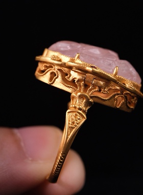 清代芙蓉石18K金古风女士戒指