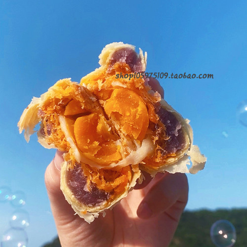 馅中馅手工蛋黄酥纯麻薯糕点心雪媚娘肉松低甜月饼Q心中秋送礼盒 - 图0