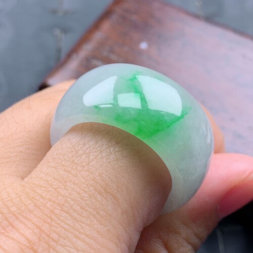 22-23号缅甸天然A货翡翠 T1004 内径20.5mm 冰阳绿轮胎戒指扳指 - 图3