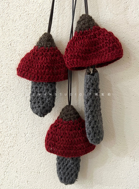 手工针织复古蘑菇项链可装口红