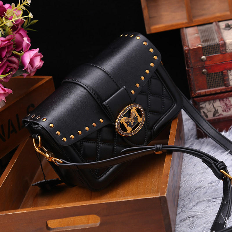 专柜正品小方包女2025新款时尚真皮菱格单肩包休闲百搭斜挎小包黑,淘宝优惠券,粉丝福利购,淘宝优惠卷