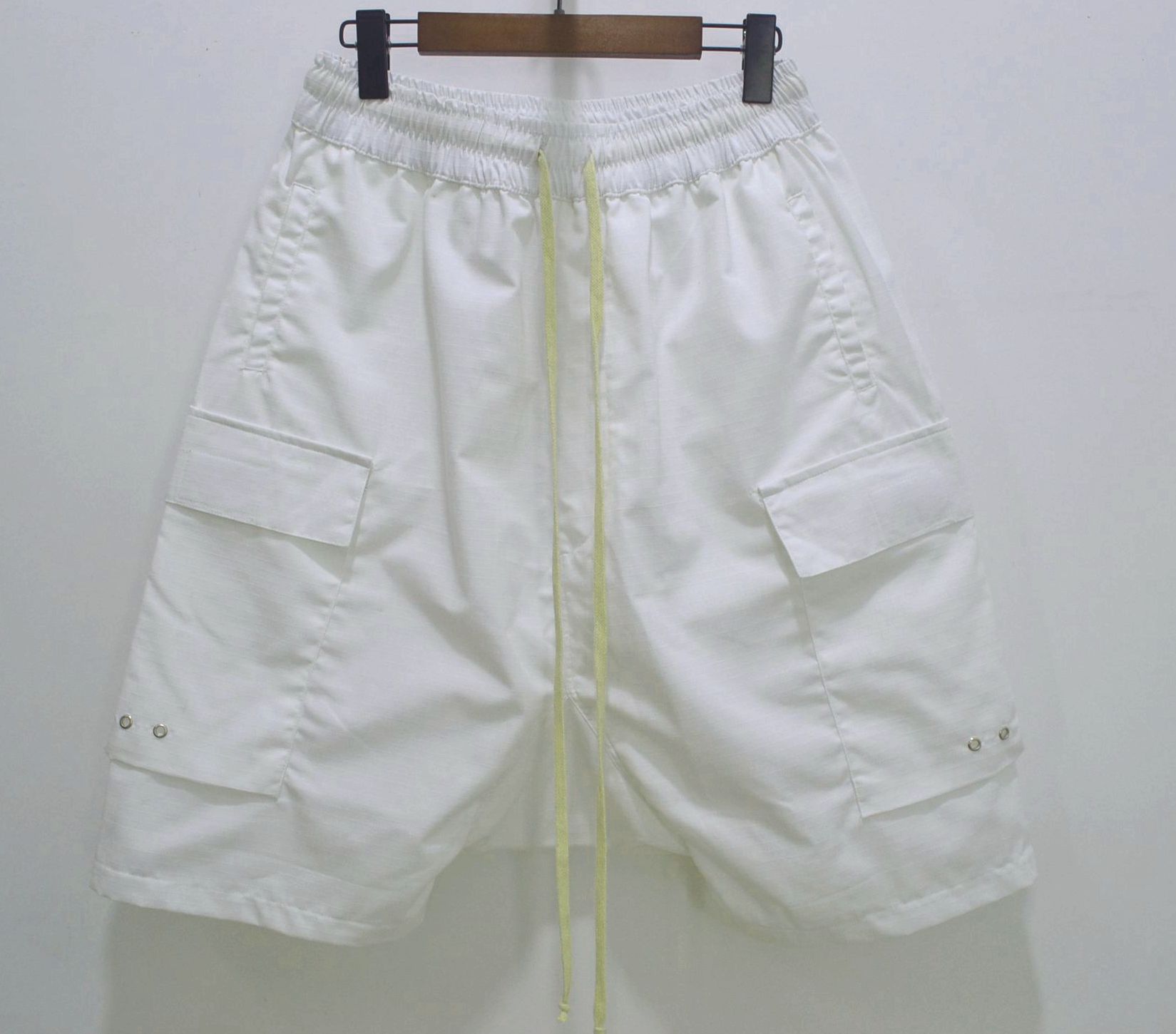 ROrick主线短裤双侧兜白色垮裤吊裆哈伦裤宽松型五分裤男 - 图3
