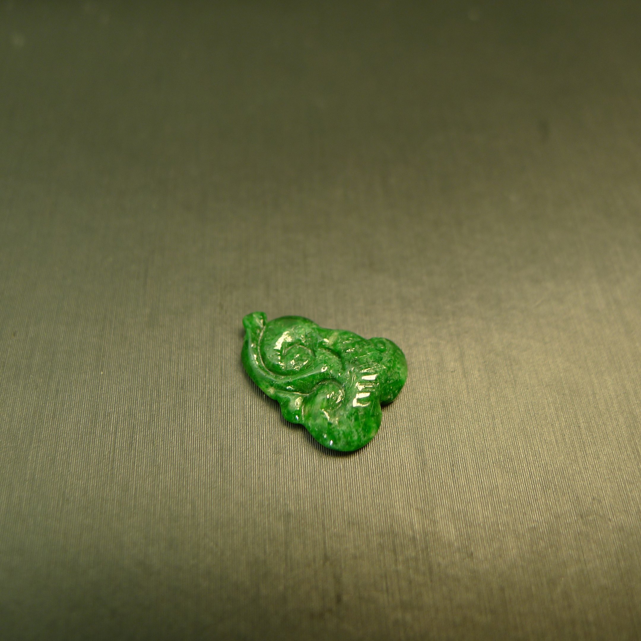 Spicy Green Burmese Natural Grade A Jadeite Ruyi Ring Noodles