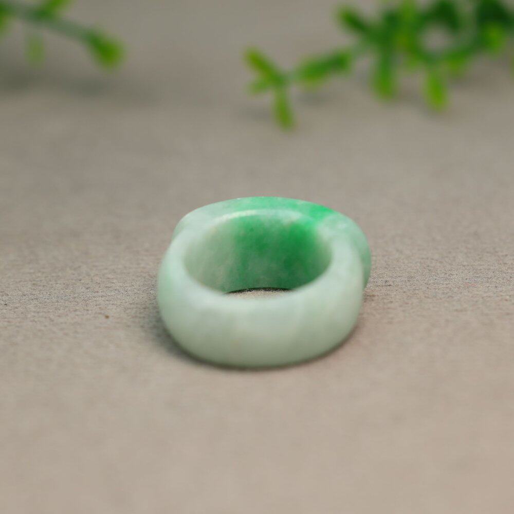 Myanmar natural grade A jadeite saddle ring