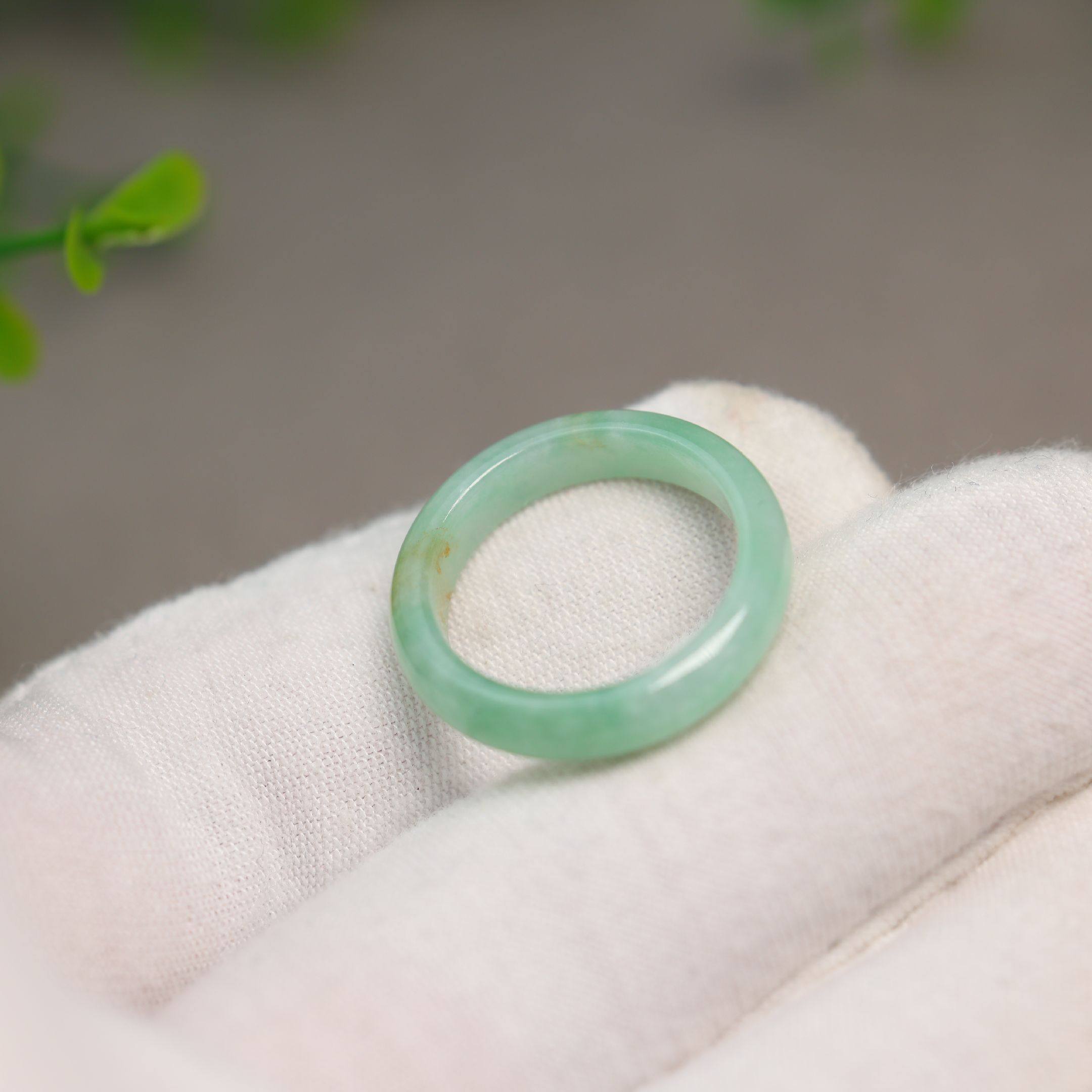 Myanmar natural grade A jadeite ring