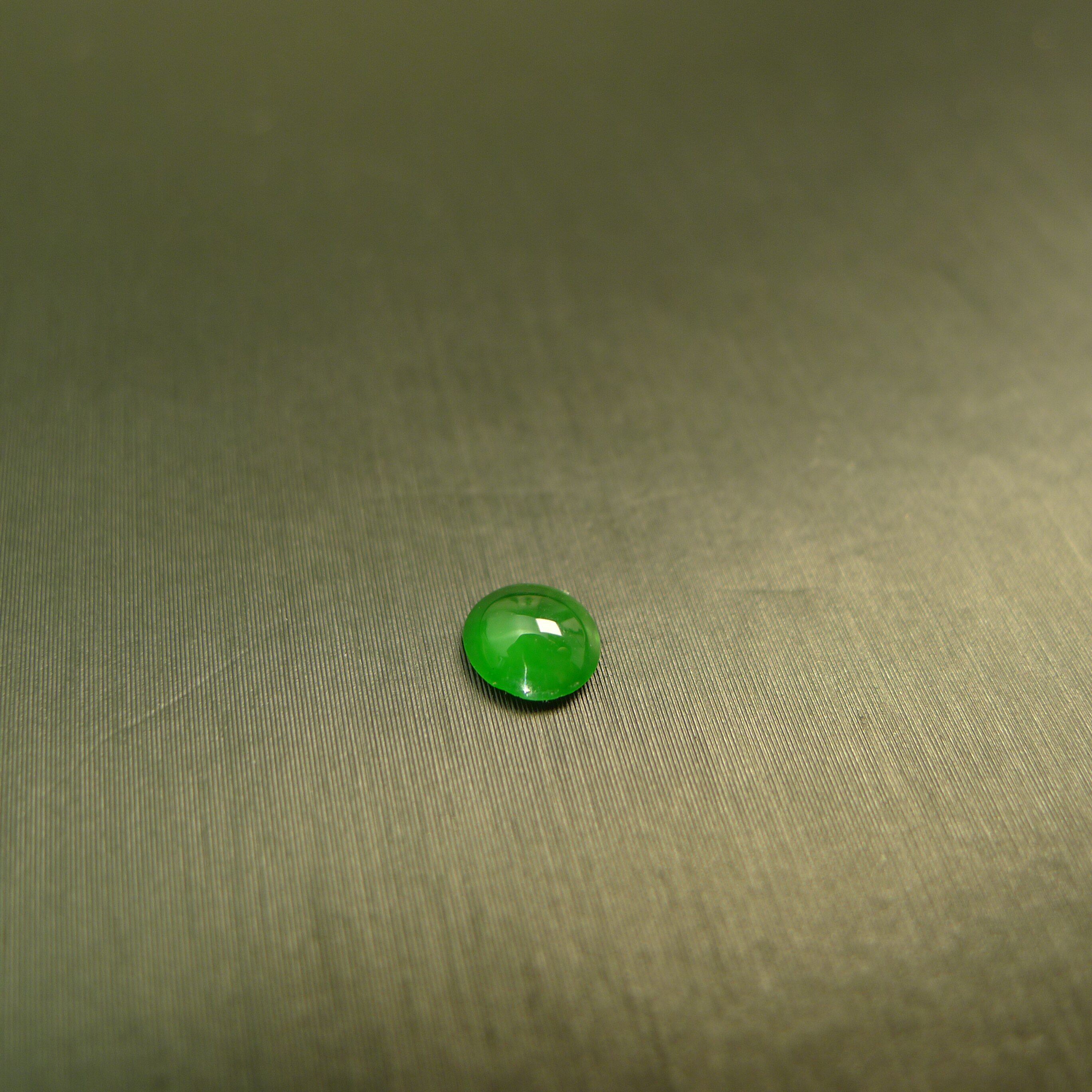 Natural grade A jadeite oval egg-shaped ring face