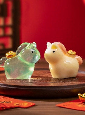 新年金元宝小马萌粒 娃屋diy装饰品蛋糕配件微景观车载桌面小摆件