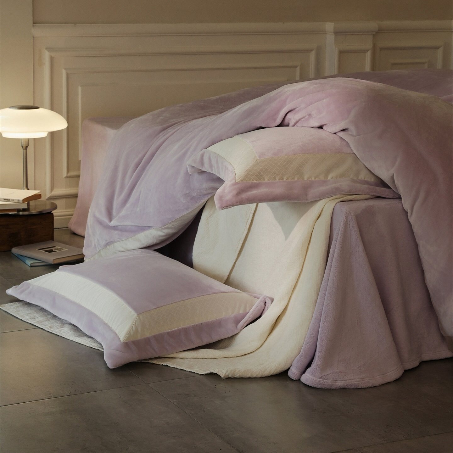 厂家直发【冬日月光曲】顶奢350克重A类慕丝牛奶绒四件套软糯暖绒