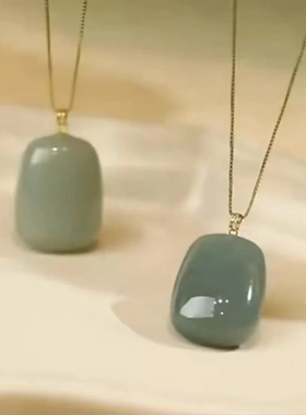 女式和田玉无事牌吊坠青玉水滴吊坠s925银饰玉石送朋友送闺蜜