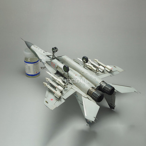 长城 L4818 1/48 MiG-29 SMT 9-19 支点多用途战斗机 拼装模型 - 图0