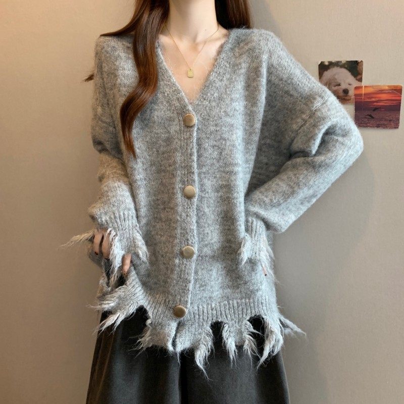 大码女装2025秋季新款胖MM小香风设计感流苏下摆V领开衫长袖毛衣,淘宝优惠券,粉丝福利购,淘宝优惠卷