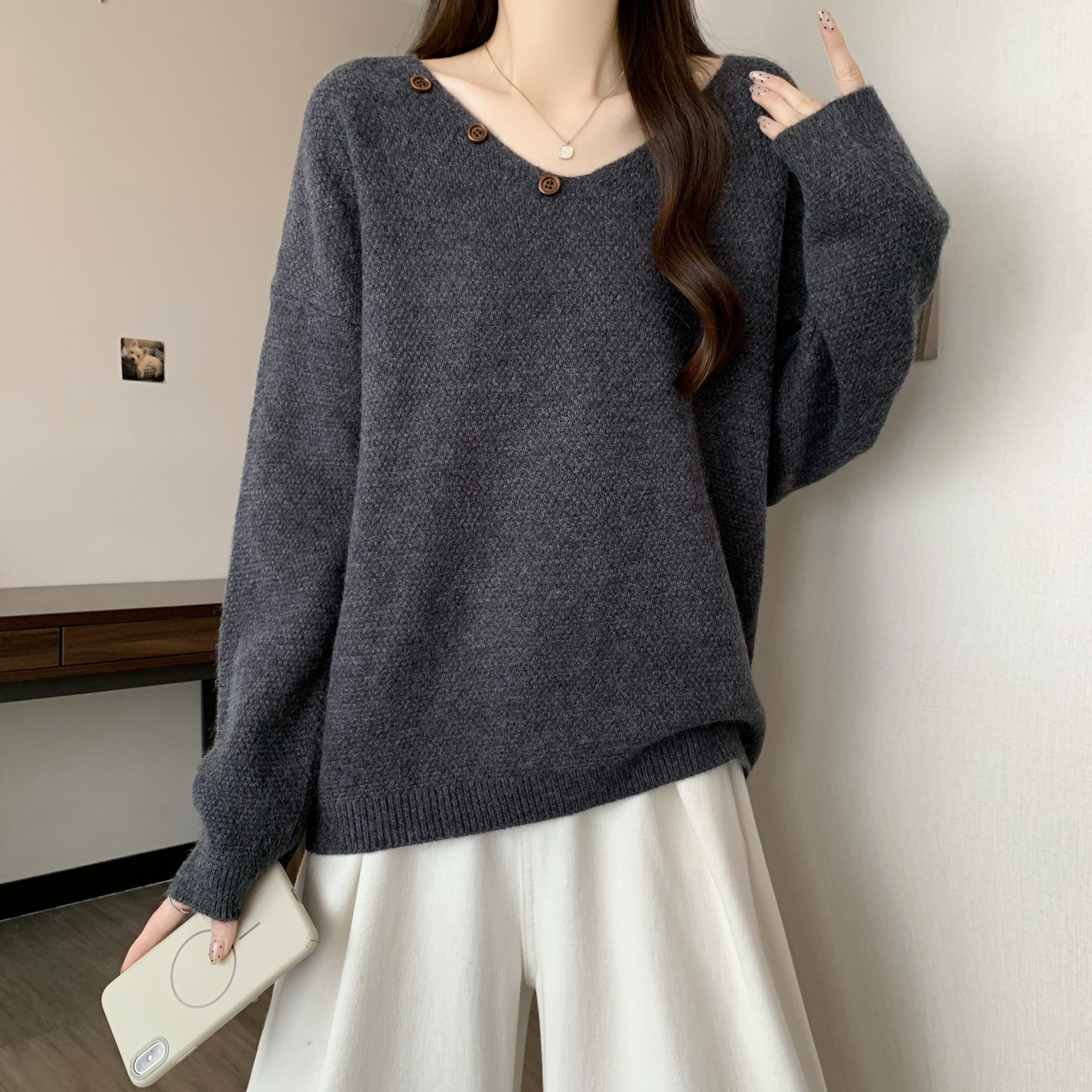 大码女装法式气质V领长袖肌理感毛衣针织衫胖MM宽松软糯打底衫潮,淘宝优惠券,粉丝福利购,淘宝优惠卷