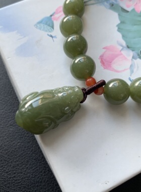 天然和田玉湖水绿貔貅手链珠约9.7mm貔貅约24.7*15*10mm 配送证书