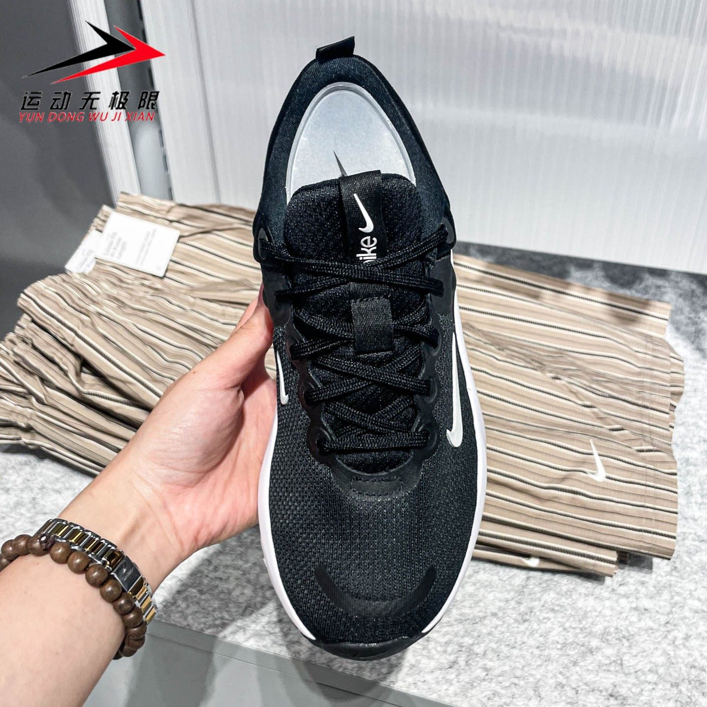 Nike耐克女鞋2025秋款舒适轻便运动休闲透气训练跑步鞋HF1103-002,淘宝优惠券,粉丝福利购,淘宝优惠卷