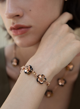 伊泰莲娜花朵手链树脂