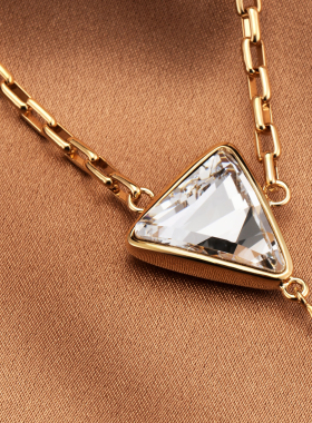 【礼盒装】伊泰莲娜叶子金色项链女轻奢感气质设计配饰小众锁骨链