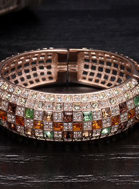 伊泰莲娜合金仿水晶轻奢女手镯