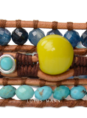 湖北蓝晶琉璃三圈手链路塔斯曼