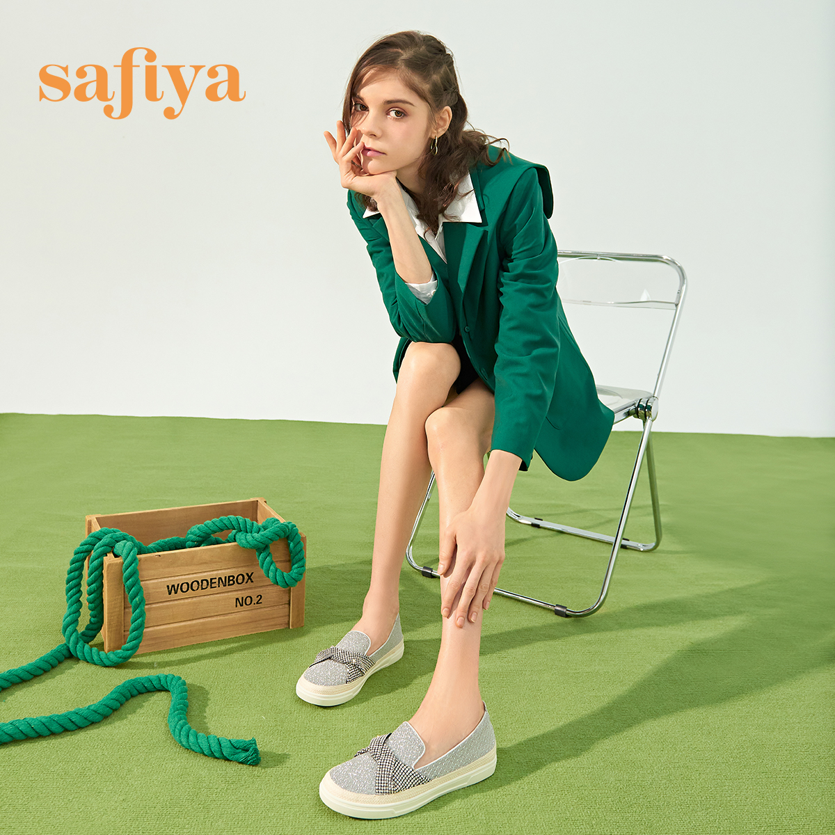 Safiya/索菲娅浅口单鞋秋新款一脚蹬水钻休闲百搭渔夫鞋女 - 图3