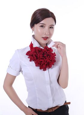 银行前台免打红色花朵丝巾领花