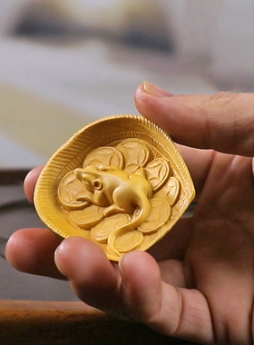 黄杨木雕刻富足簸箕老鼠摆件