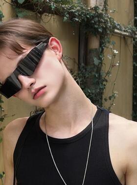 赛博朋克眼镜y2k太阳镜男女未来科技感飞行员无框连体潮酷墨镜