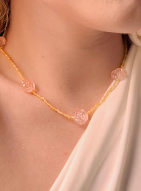 夏日多巴胺小蘑菇玫瑰花水晶系列项链小众设计甜美度假风串珠颈链