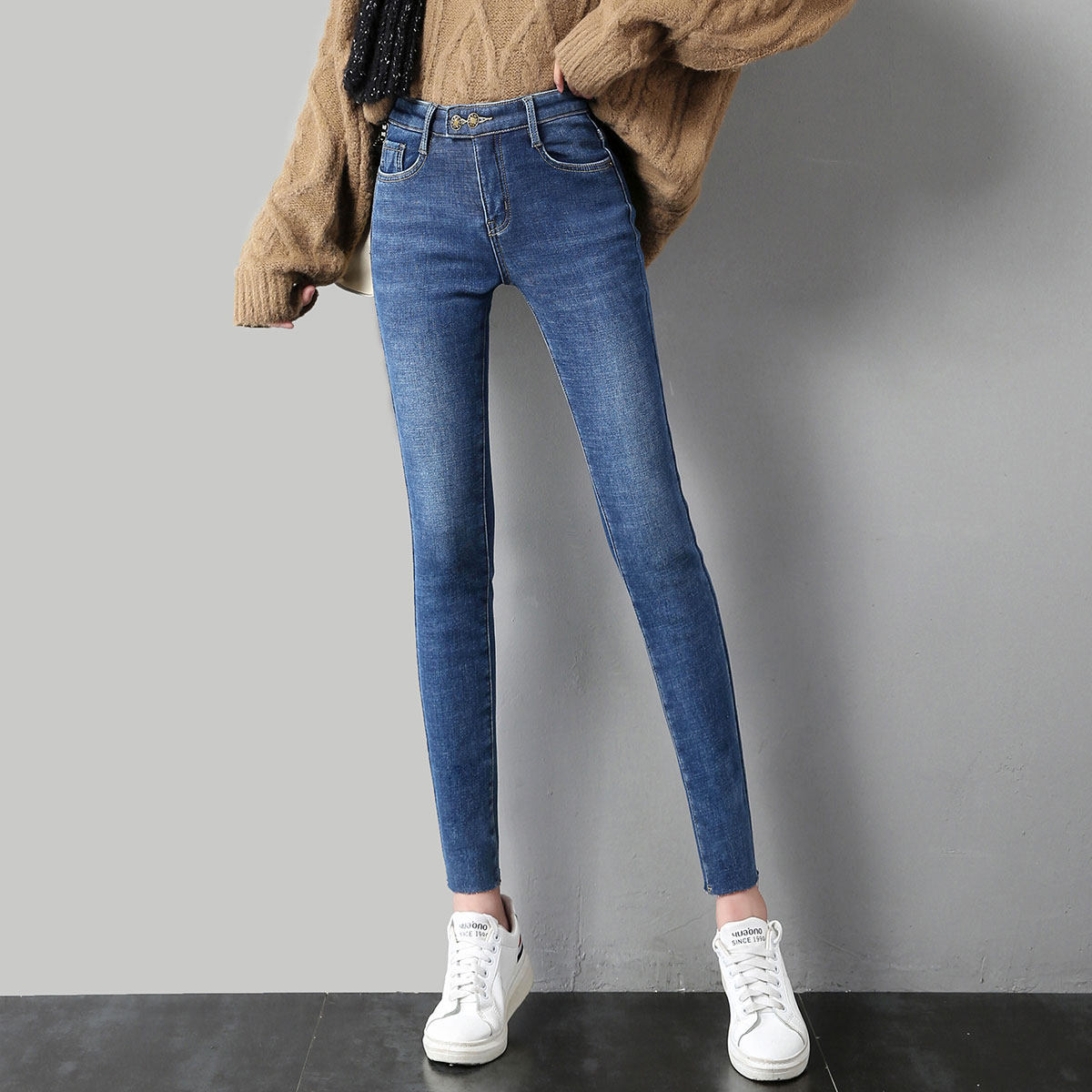 真维斯(加绒)冬季高腰显瘦牛仔裤 真维斯时尚牛仔裤